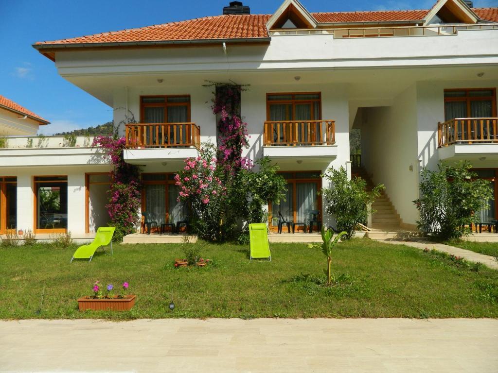 Hotel Yonca 3*