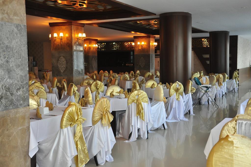 Resort Side Royal Paradise 4*
