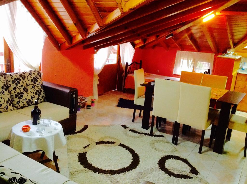 Hotel Tuana 3*
