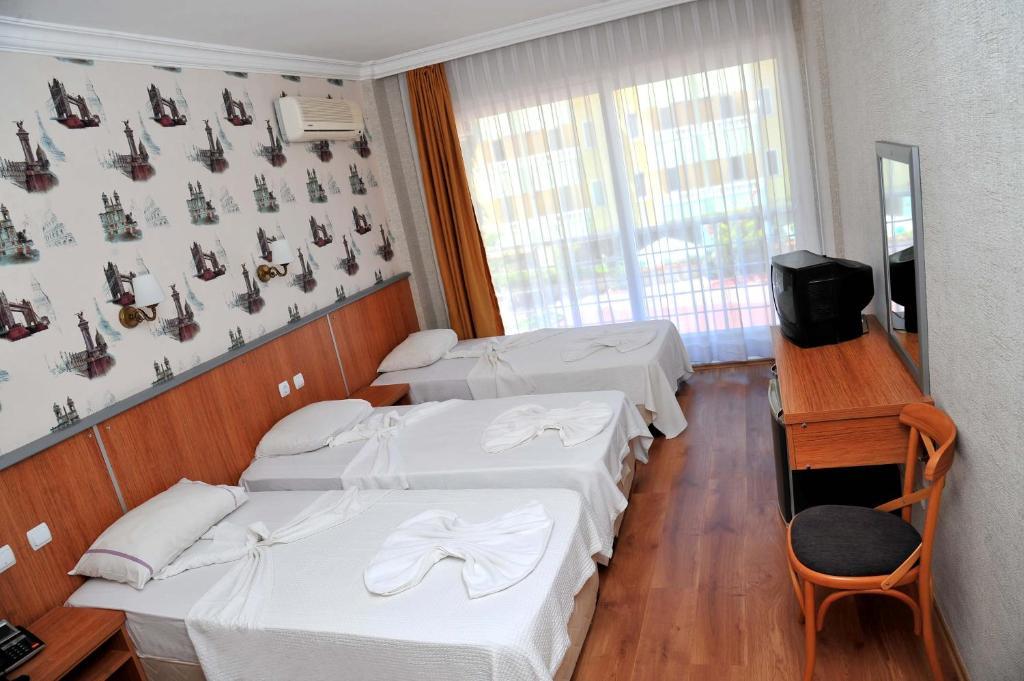Hotel Mood 3*