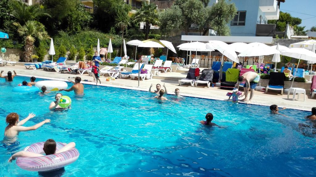 Happy Aparthotel Kusadasi