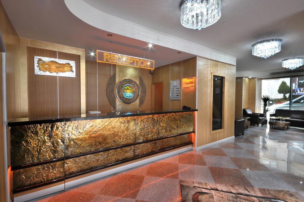 Rhiss Bostanci Istanbul