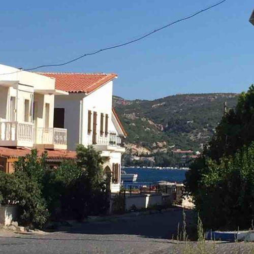 Foca Palas Pension Guest house *
