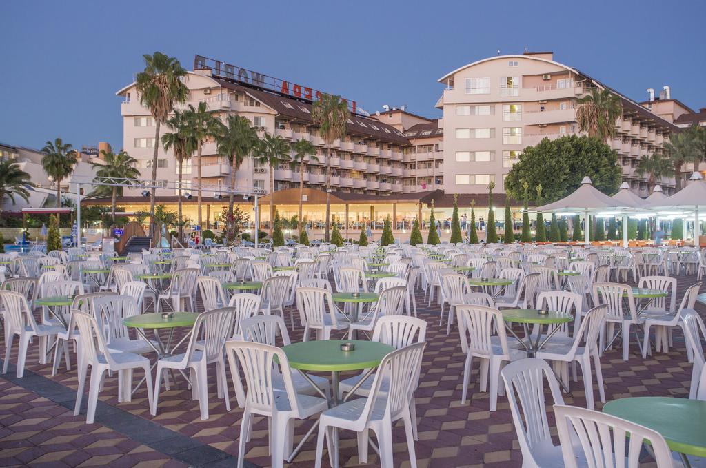 Resort Lonicera World