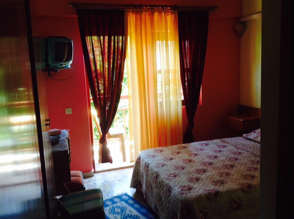 Tuana 3* Side