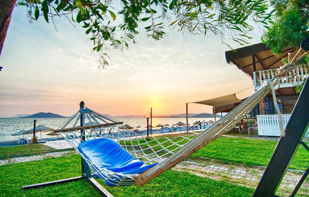 Yuecel Hotel 3*