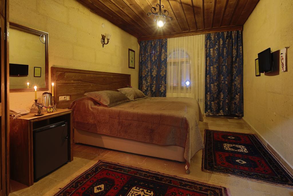 Hotel Jerveni Cave