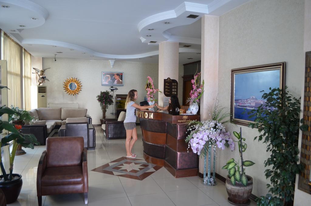 Ayvalik Palas Hotel