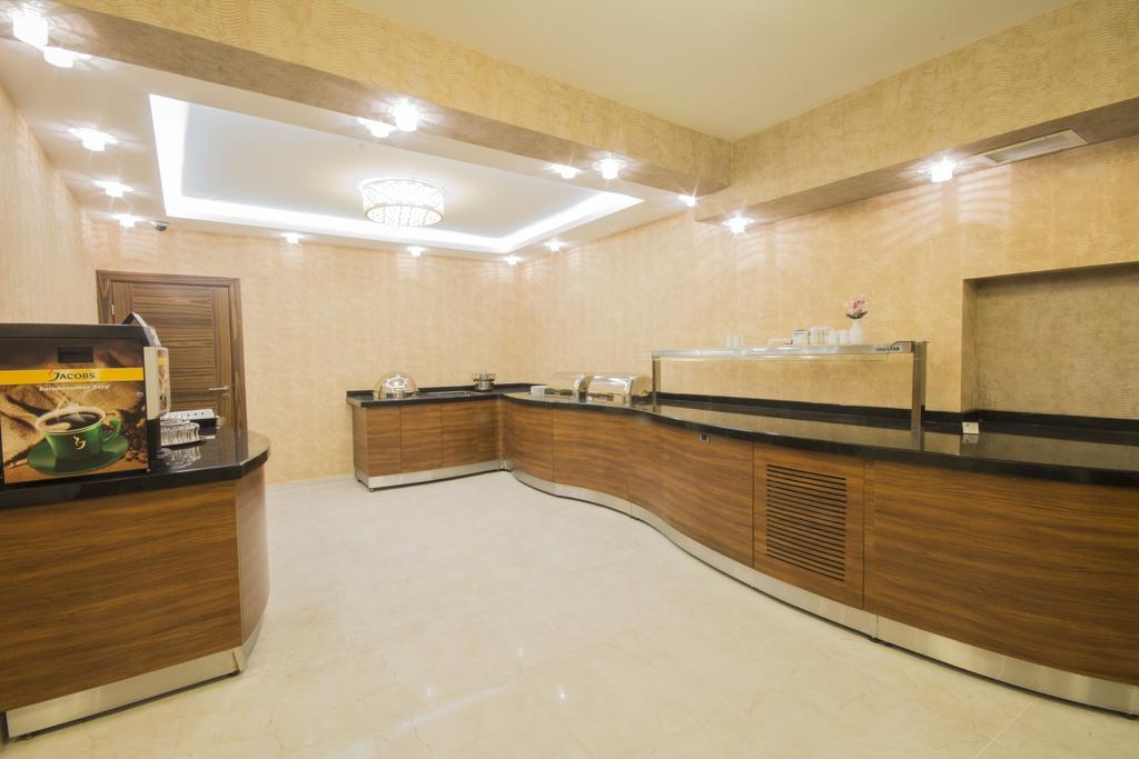 Hotel Business