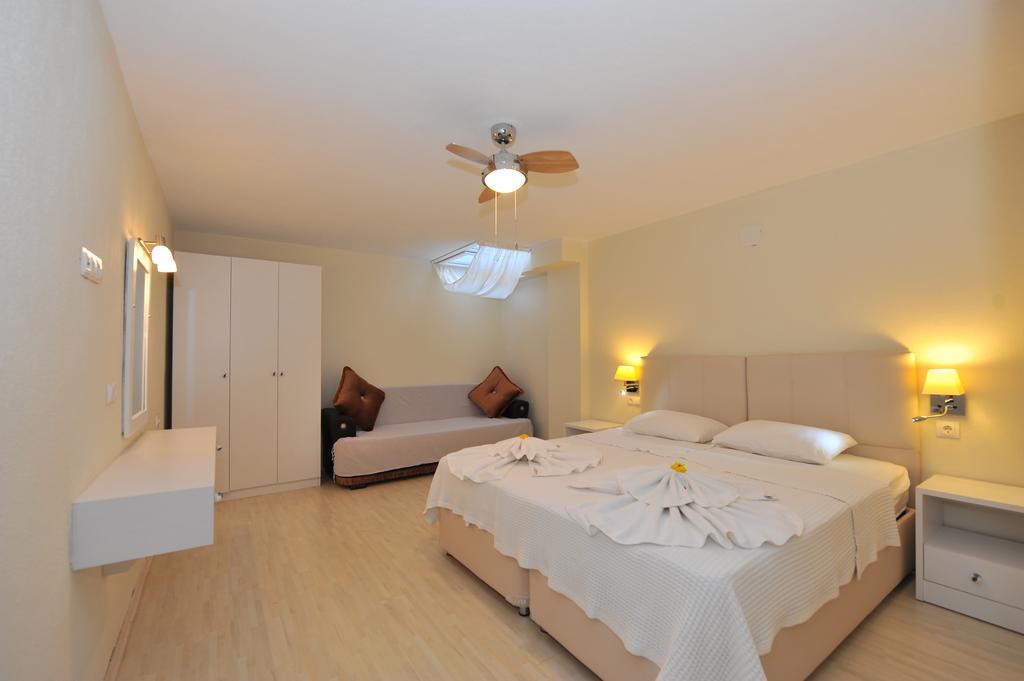 Grenadine Lodge