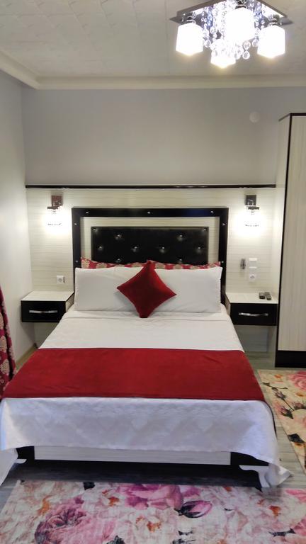 Kural Guest house *