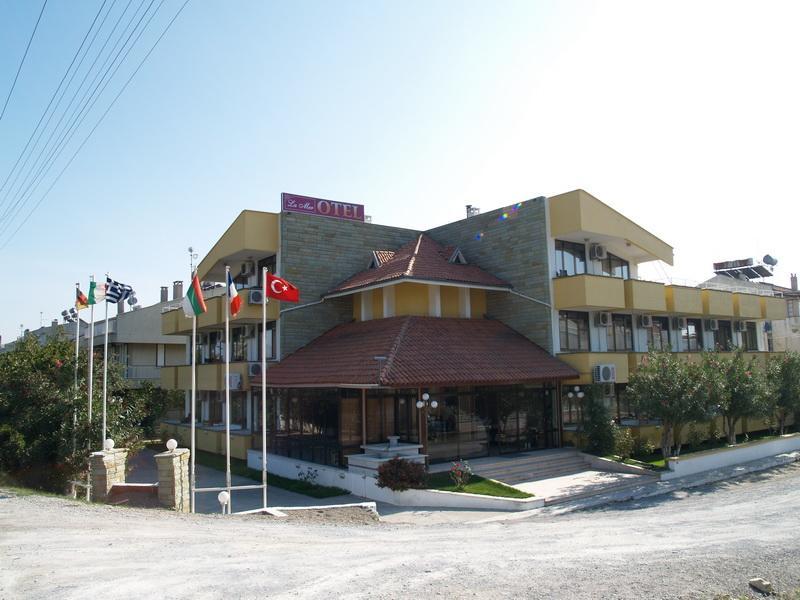 La Akcay