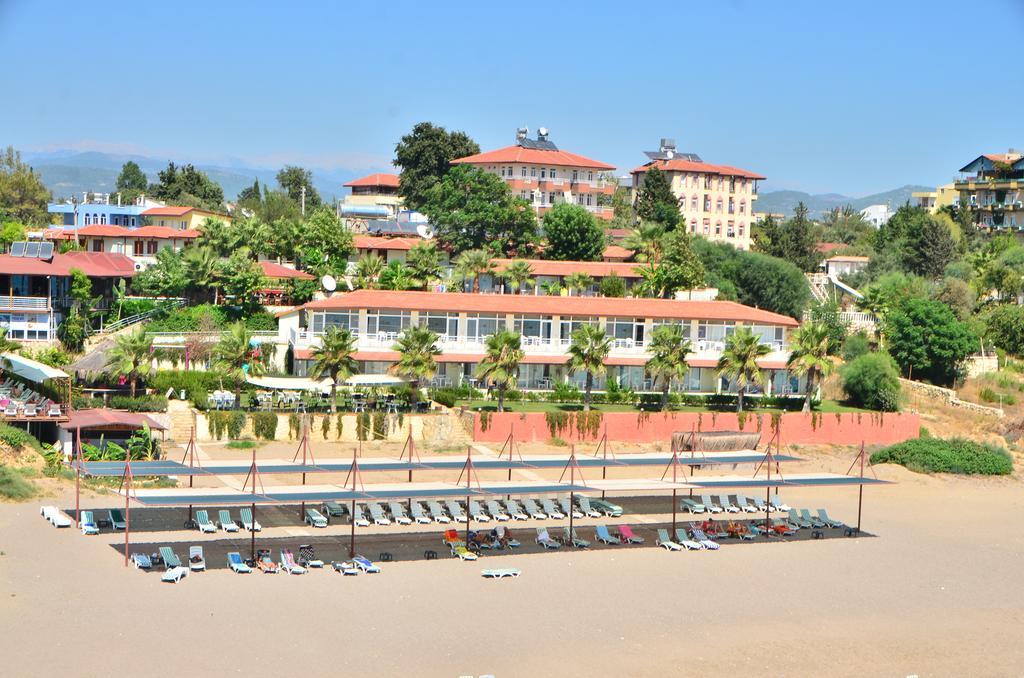 Adora Hotel