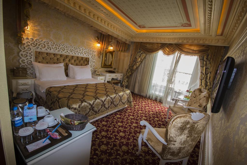 Deluxe Golden Horn Sultanahmet Hotel 4*