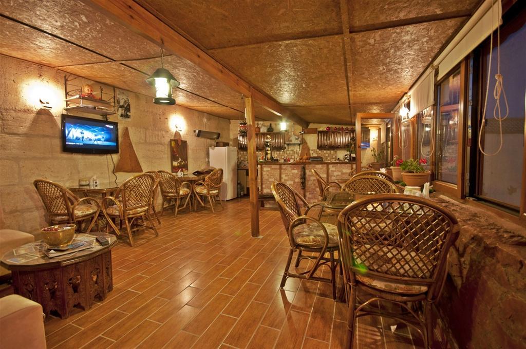 Guest house Adanos 3*