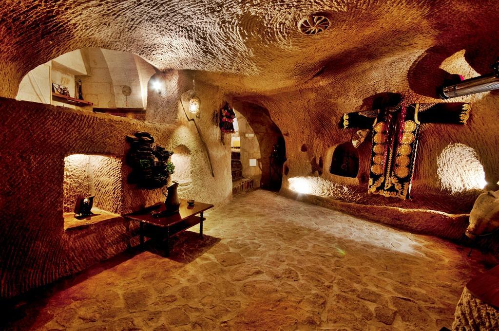 Adanos Guest house 3*