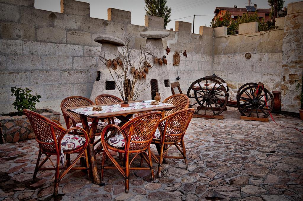 Guest house Adanos 3*