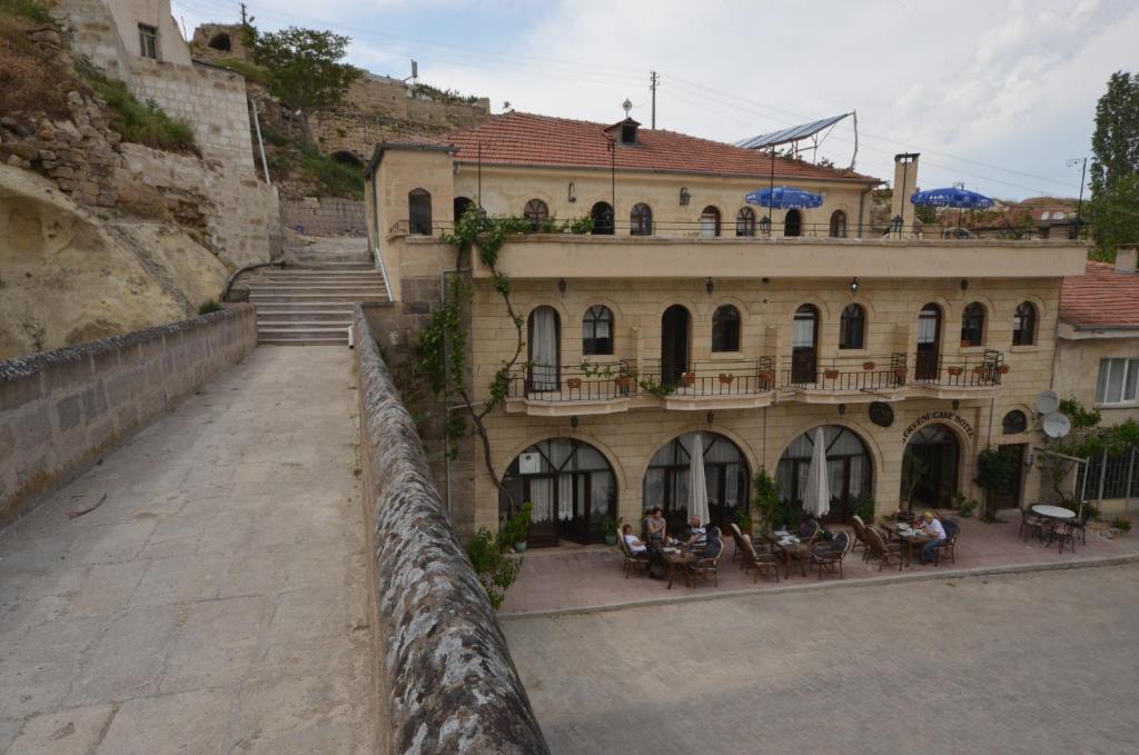 Hotel Jerveni Cave