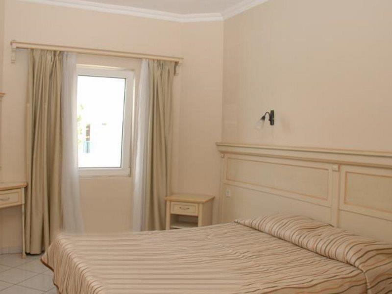 Hotel Tropicana 3*