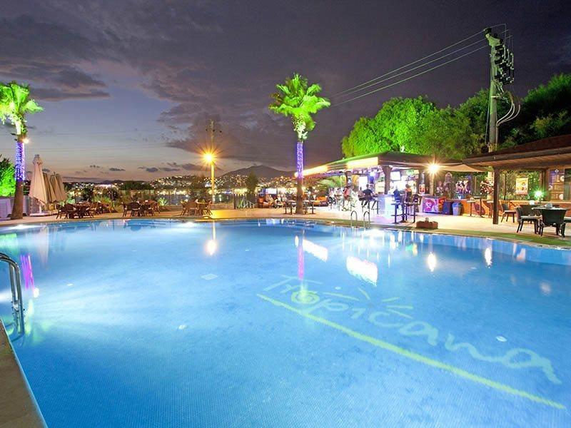 Hotel Tropicana
