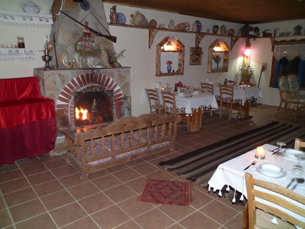 Guest house Selenes