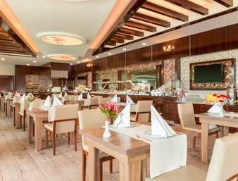Ramada Hotel 4*