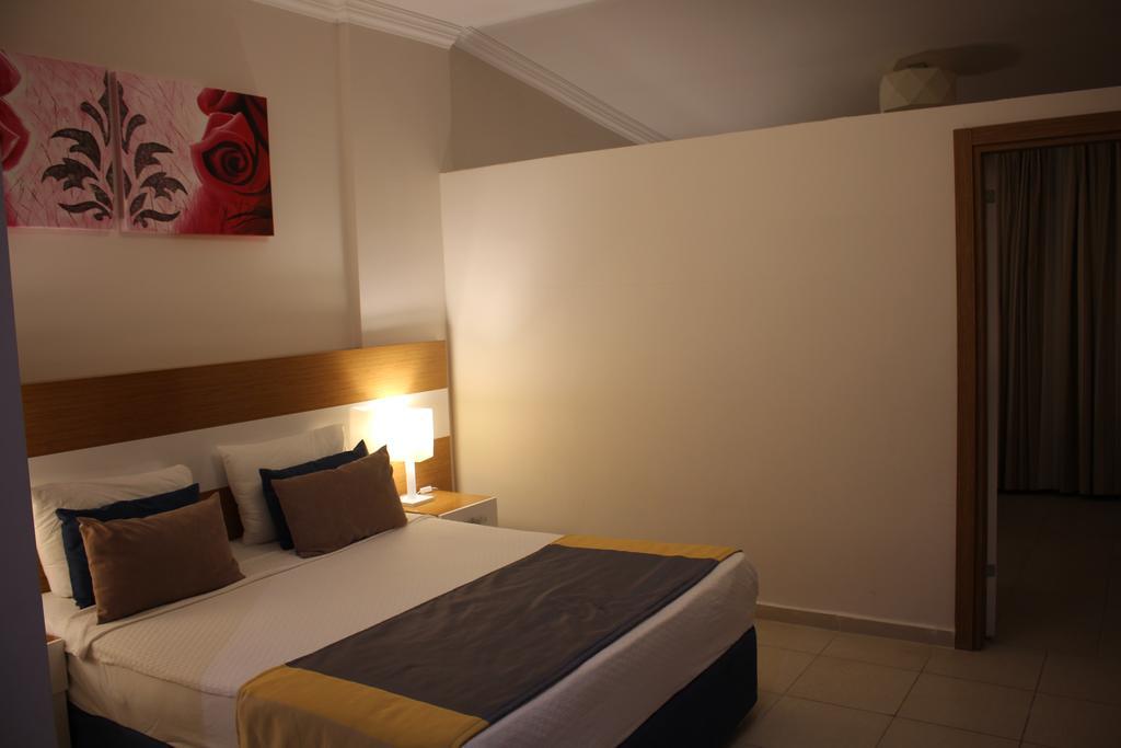 Rose Hotel 3*