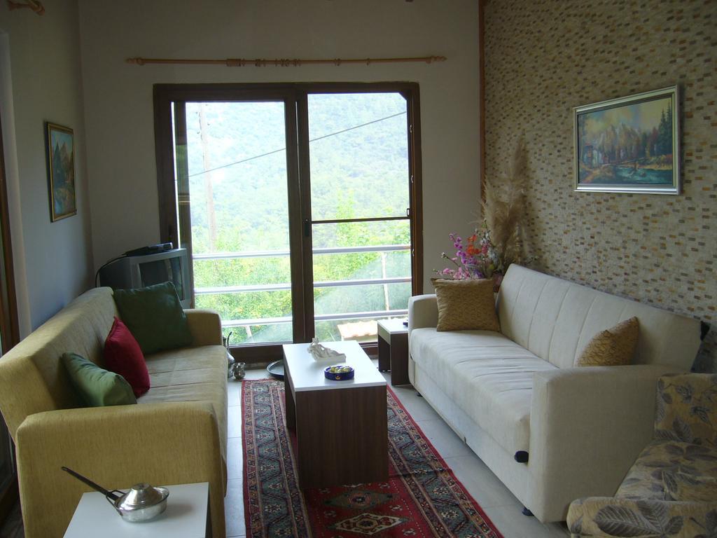 Waldvilla Apartment Cirali