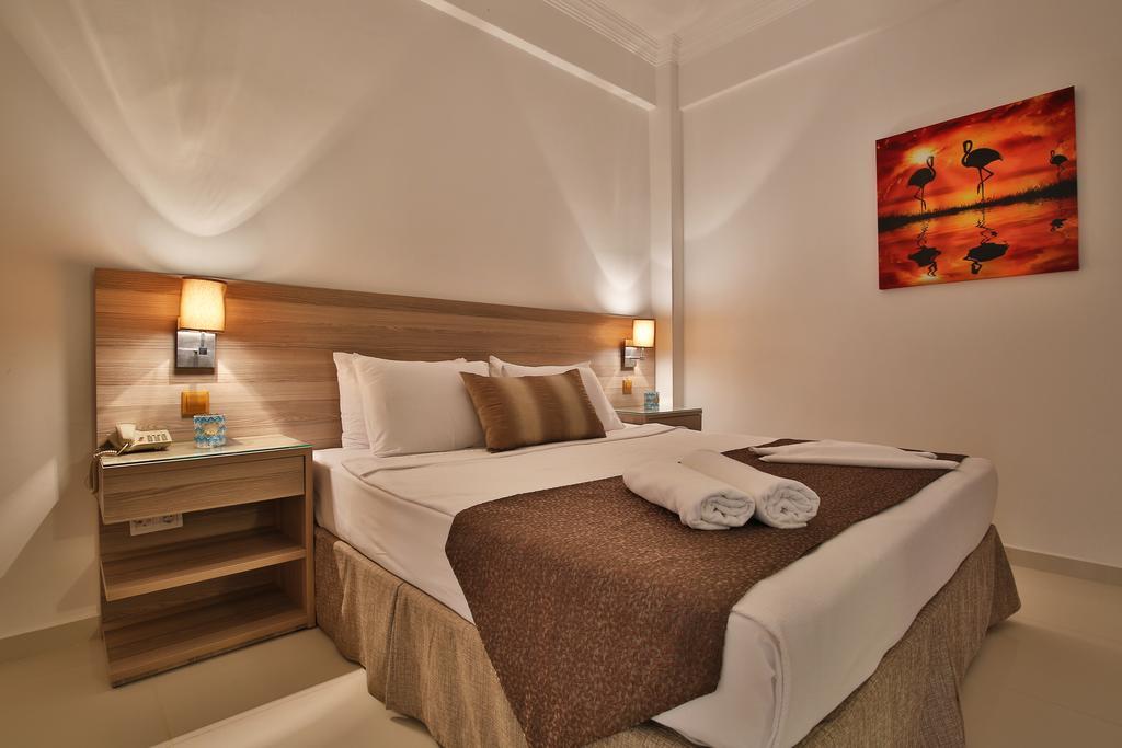 Hotel Palm Bay Emecik