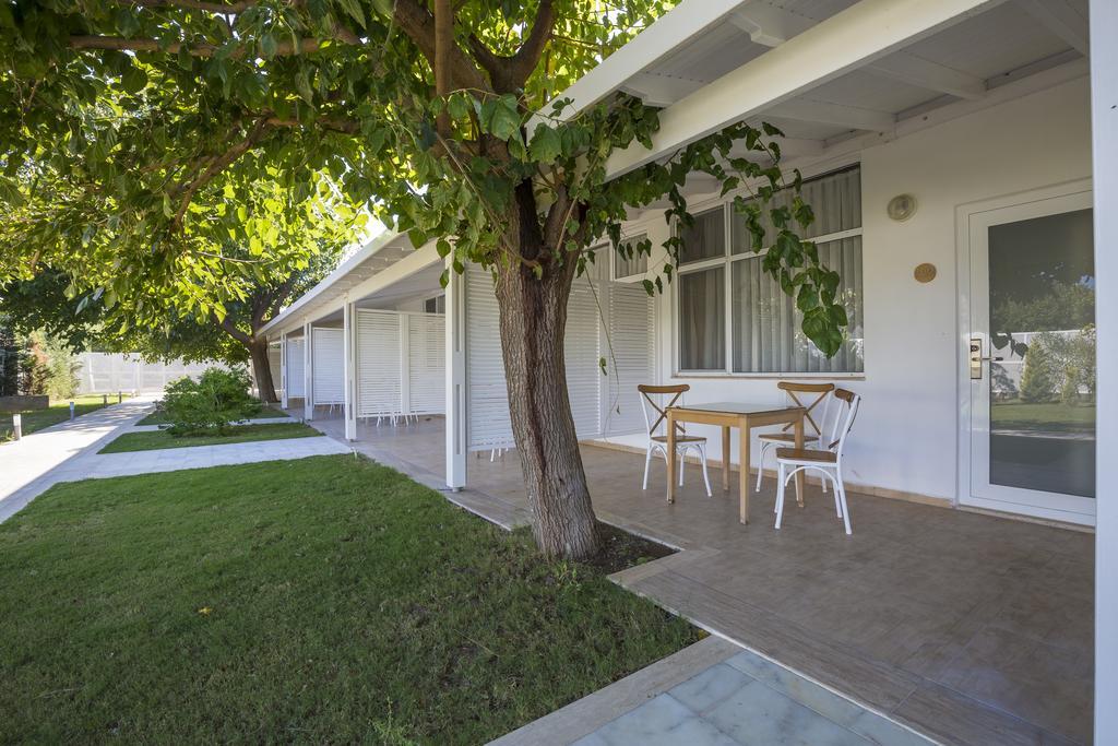 Palm Bay Emecik