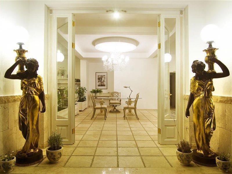 Hotel Golden Gate 2*