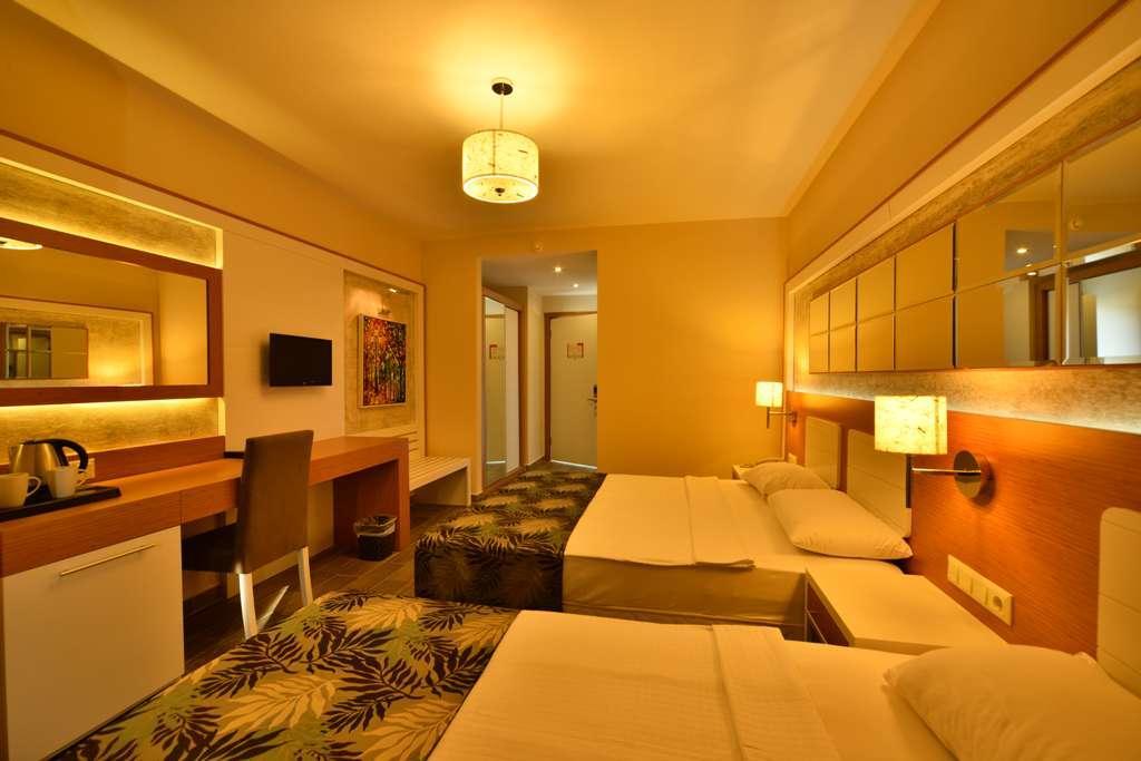 Aparthotel Dolphin Family Hotel Alanya