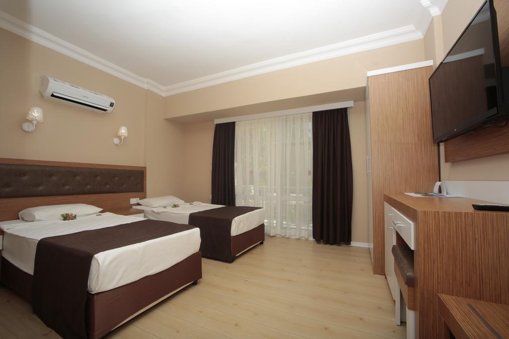 Hotel Incekum Su 4*