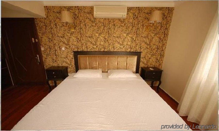 Hotel Art 3*