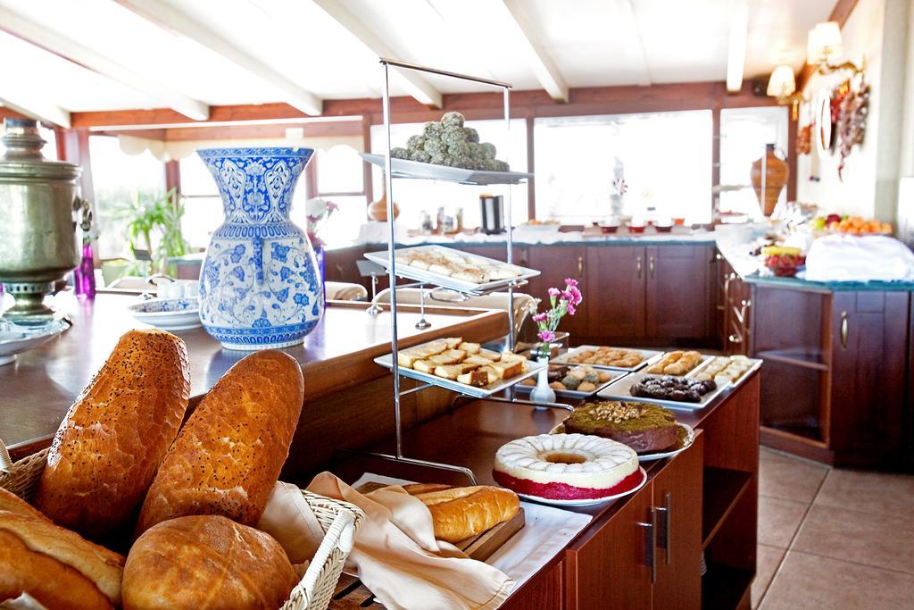 Hippodrome Hotel 3*