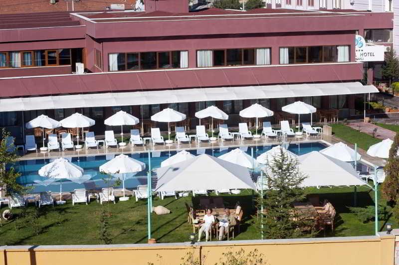 Hotel Crystal & 5*