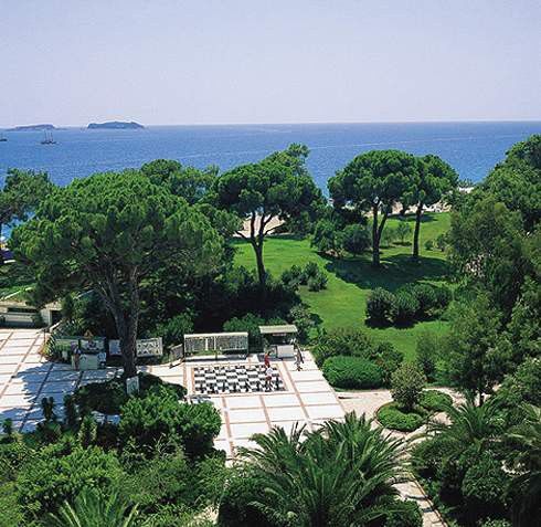 Corinthia Club