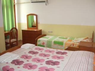 Mithat Hotel