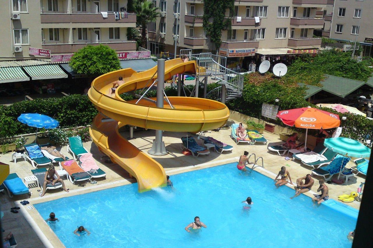 Hotel Kleopatra Beach 4*