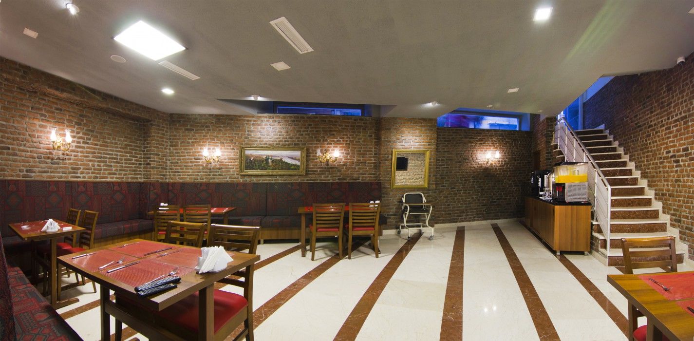 Aprilis - Special Category 4* Istanbul