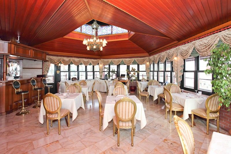 Valide Sultan Konagi Istanbul