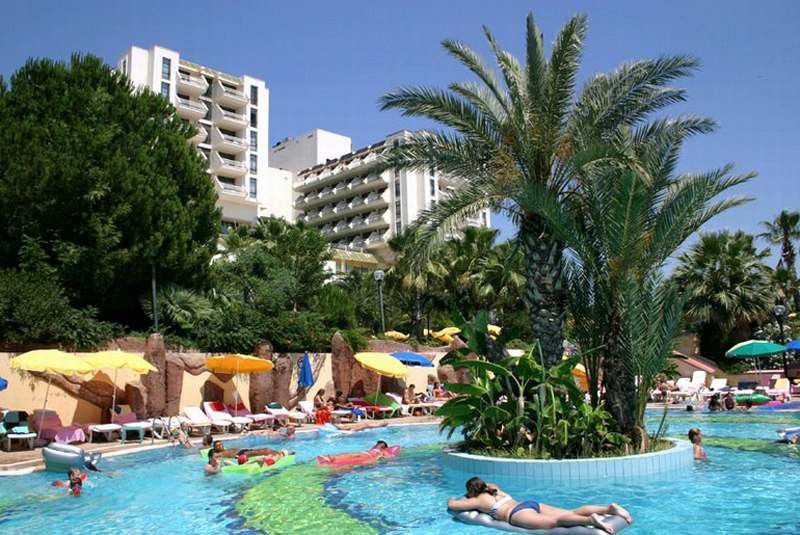 Fantasia Deluxe Kusadasi