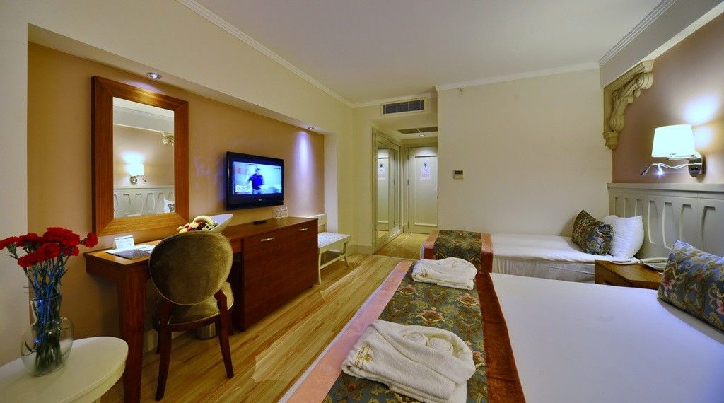 Hotel Crown Serenity Ultra 5*