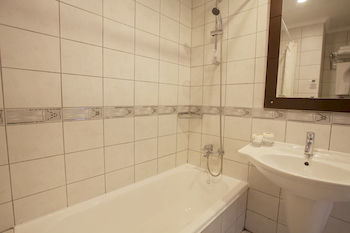 Resort Adin 5*