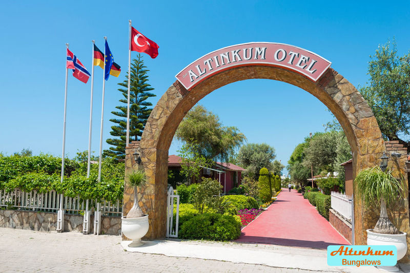 Altinkum Side