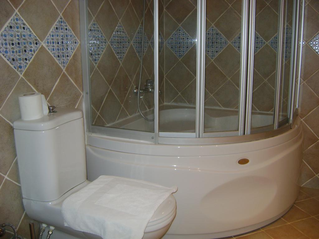 Boutique Suites At The Moonlight Apartment