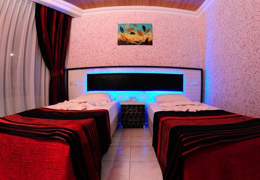 Hotel La Vella Tosmur