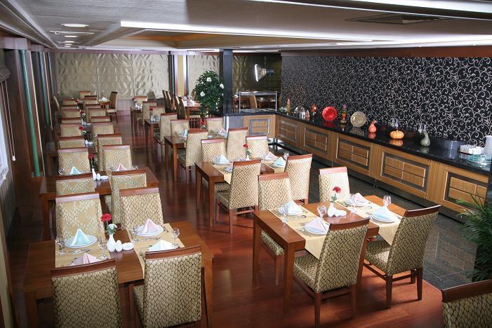 Oran 4*