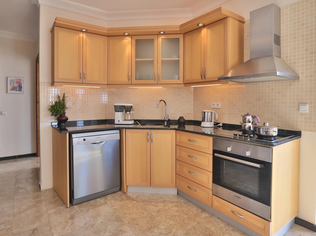 Apartment Paradise 5 *