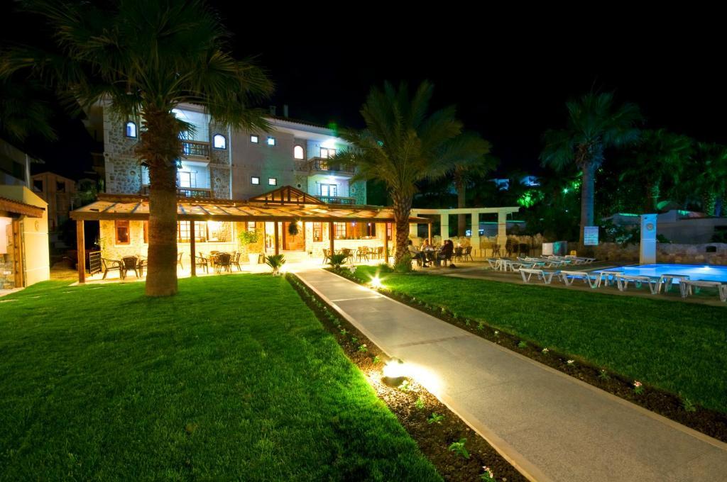 My Marina Select Hotel 2*